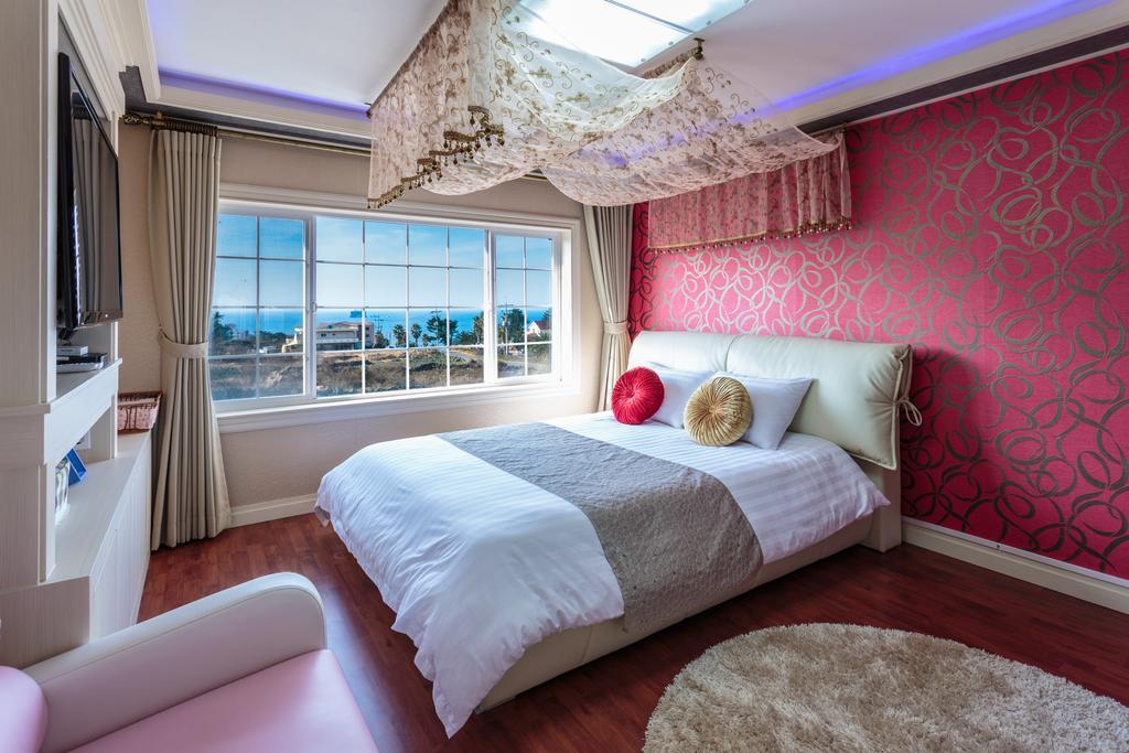 White Dream Pension Jeju Bagian luar foto
