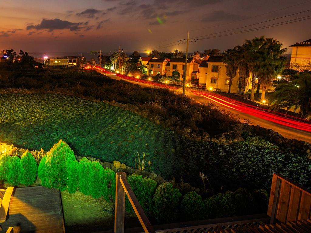 White Dream Pension Jeju Bagian luar foto