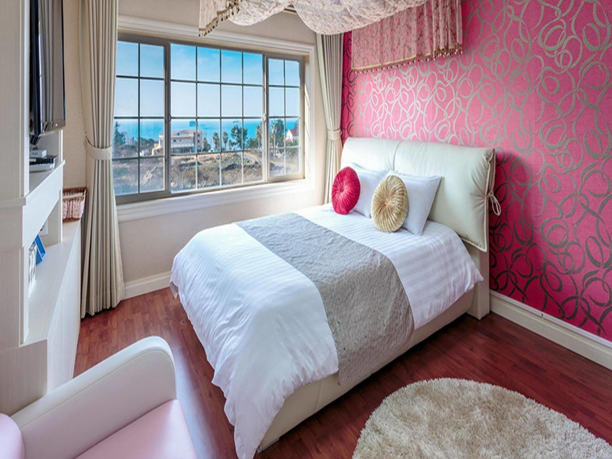 White Dream Pension Jeju Bagian luar foto