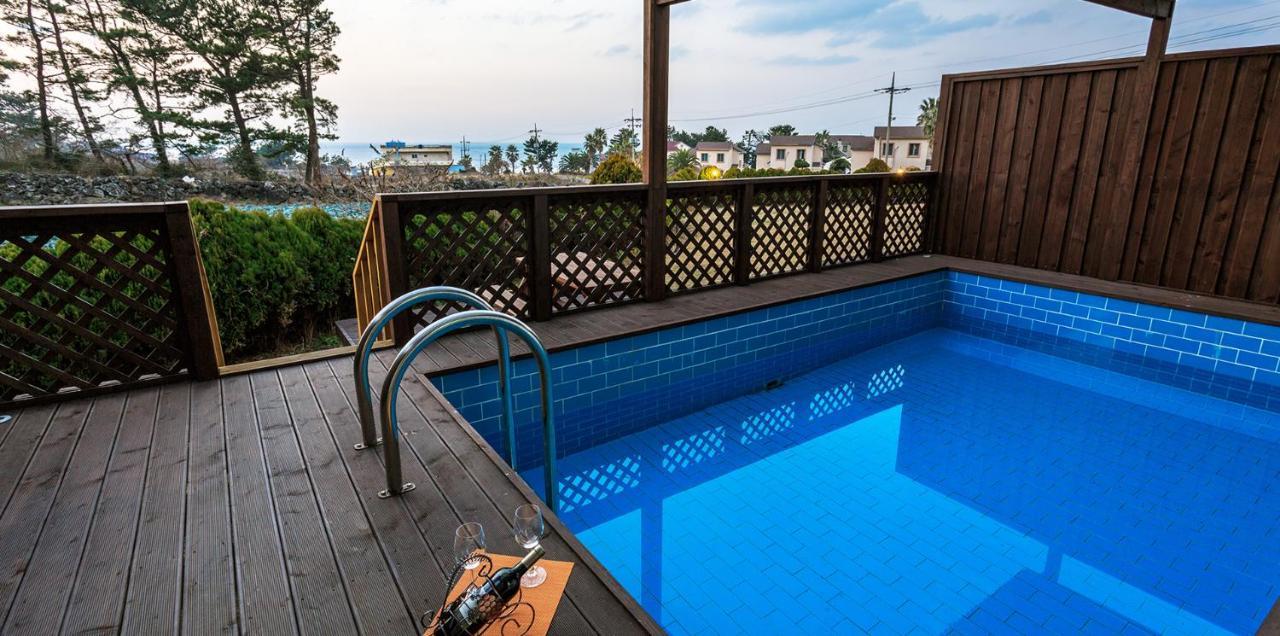 White Dream Pension Jeju Bagian luar foto